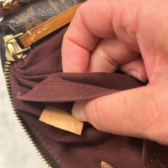 Louis Vuitton Monogram Turenne PM - Picture 15 of 15